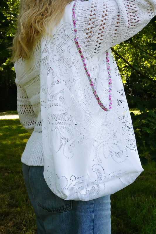 SAC FOURRE TOUT DENTELLE